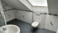 Badezimmer im Obergeschoss
