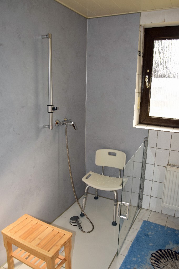 Bad Einliegerwohnung