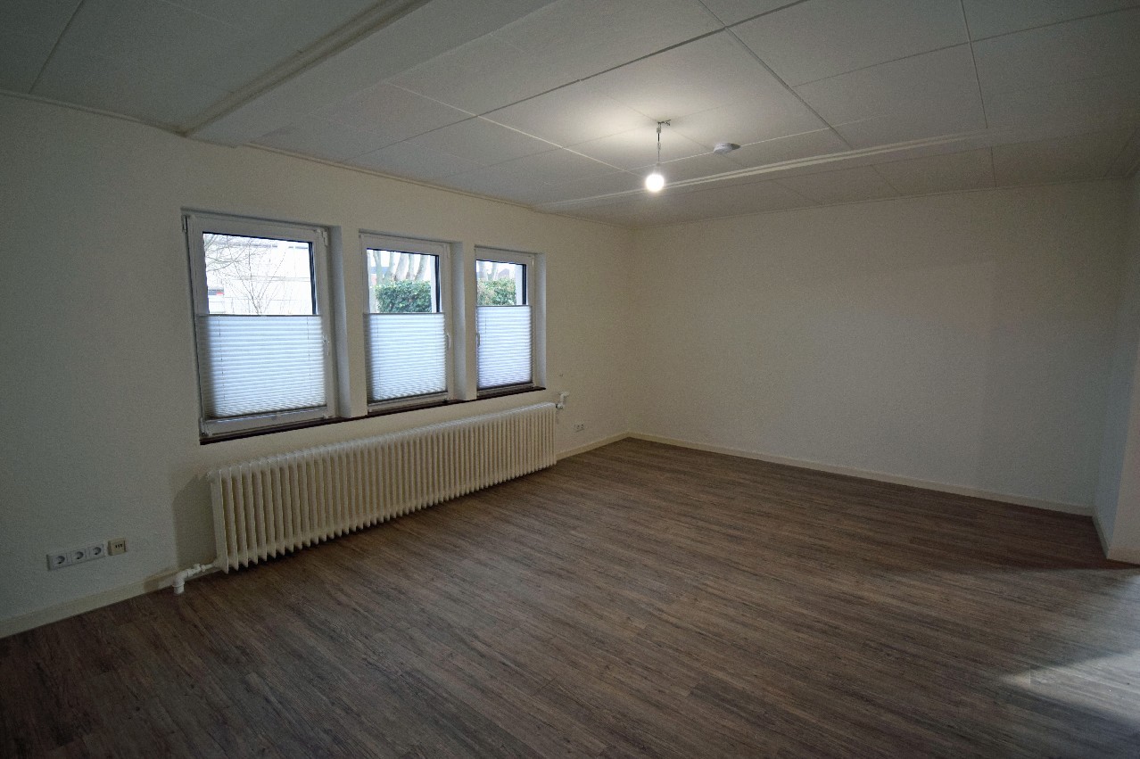 Arbeitszimmer/Esszimmer