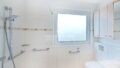 Duschbad mit Fenster