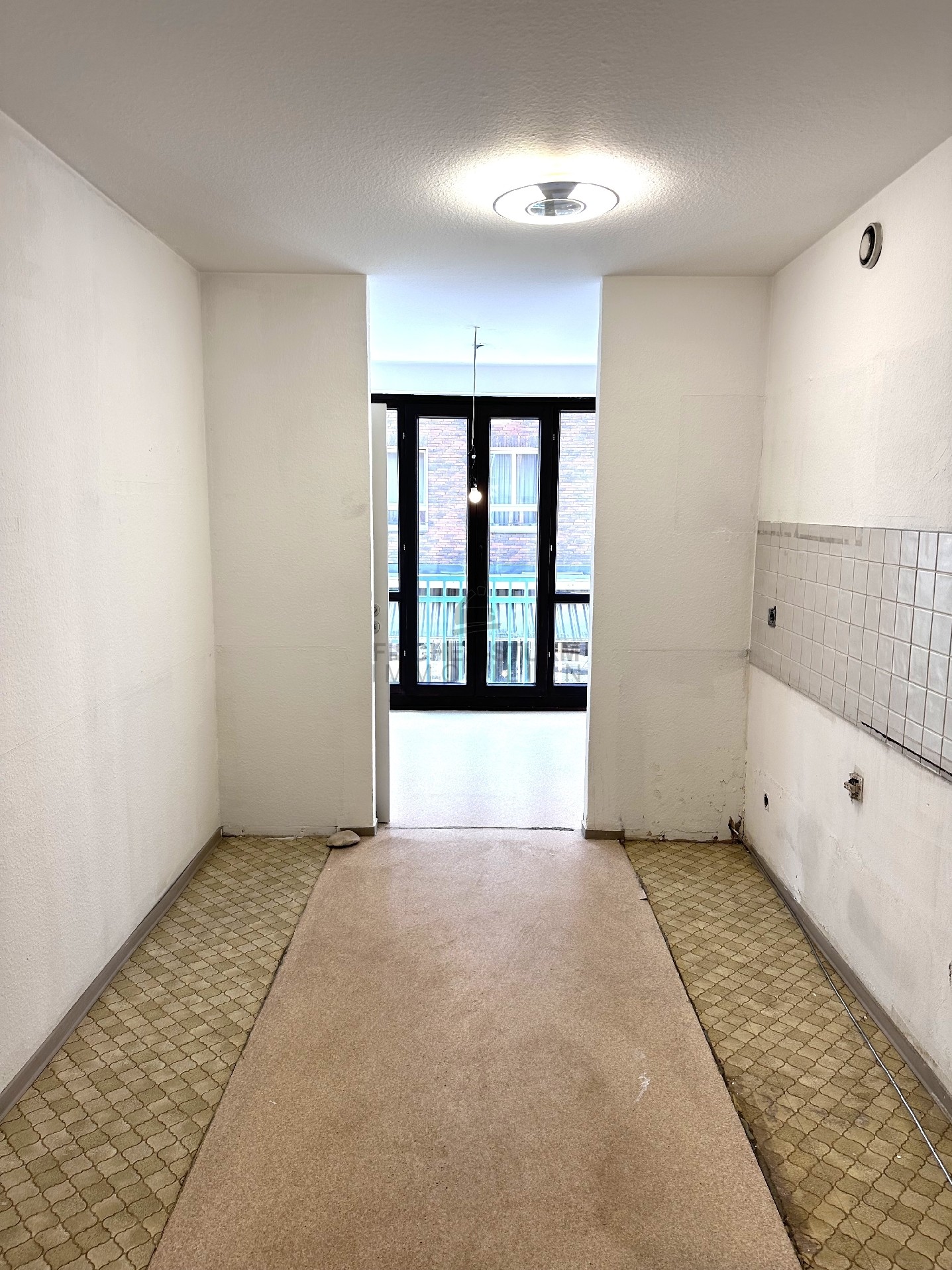 Küche mit separatem Essplatz