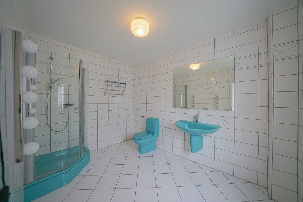 Badezimmer EG