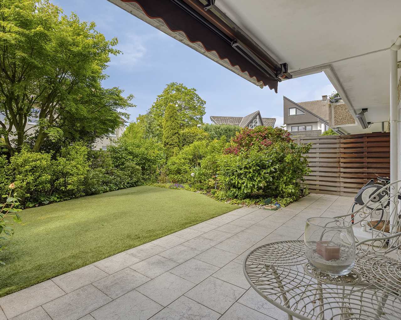 Terrasse und Garten