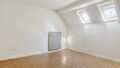 Schlafzimmer (DG)