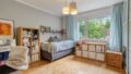 Schlafzimmer (EG)