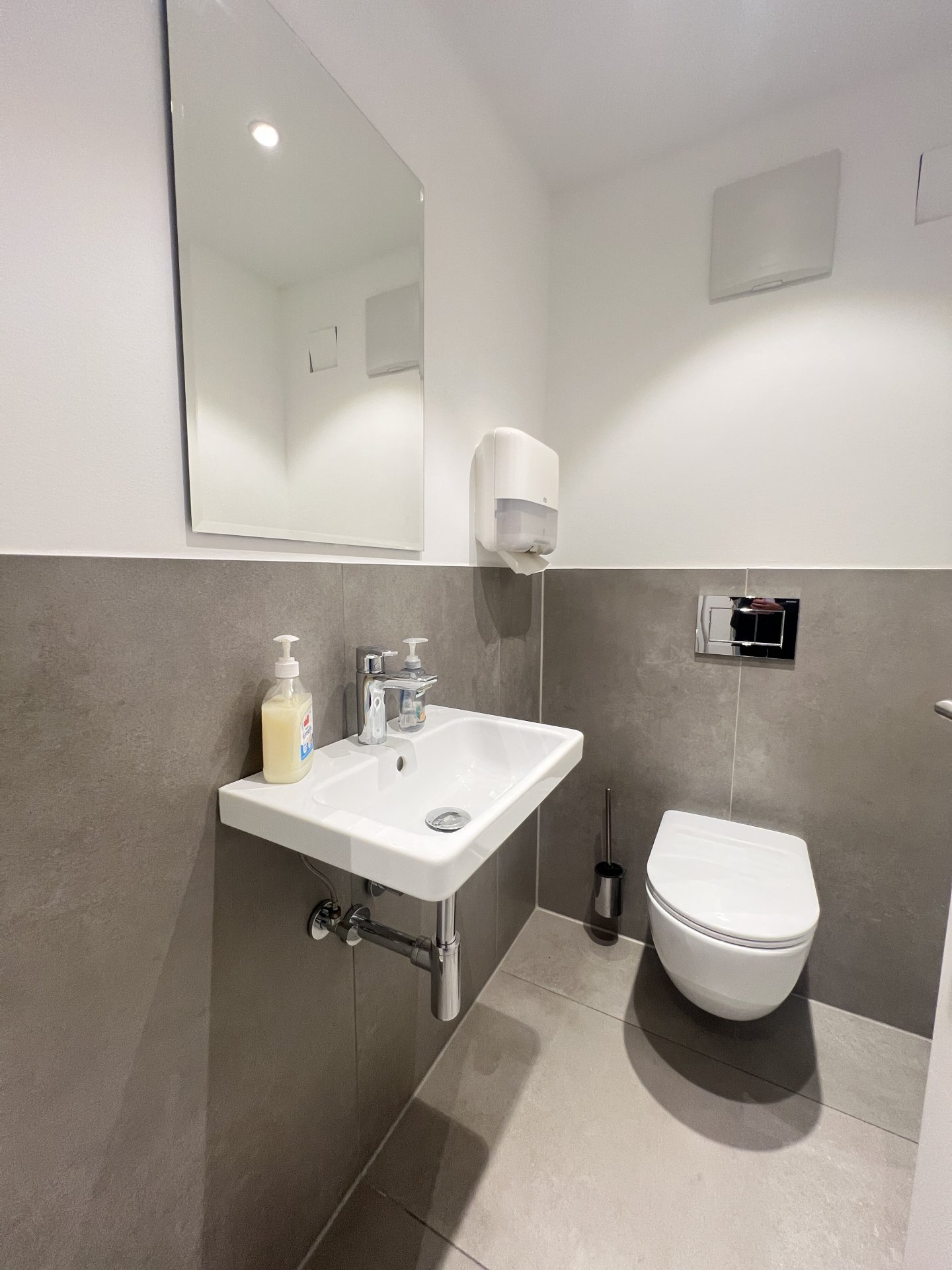 WC große Bürofläche