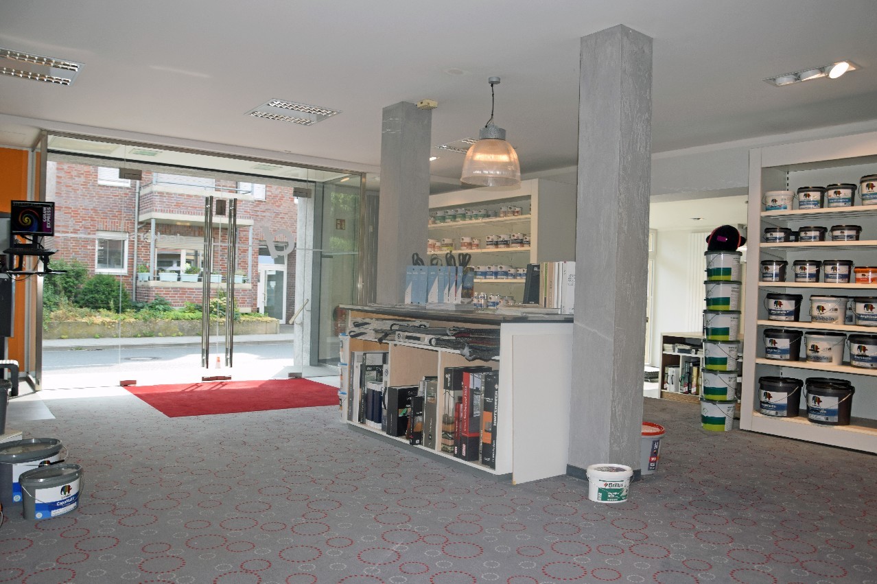 Verkaufs-/Bürofläche