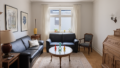 Wohnzimmer mit Blick zum Fenster
