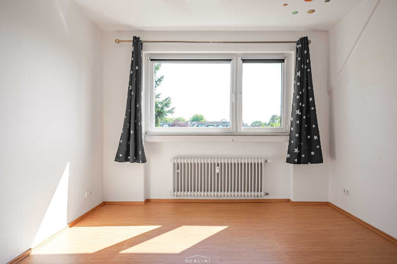 Erstes Schlafzimmer
