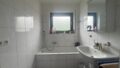 Wannenbad EG