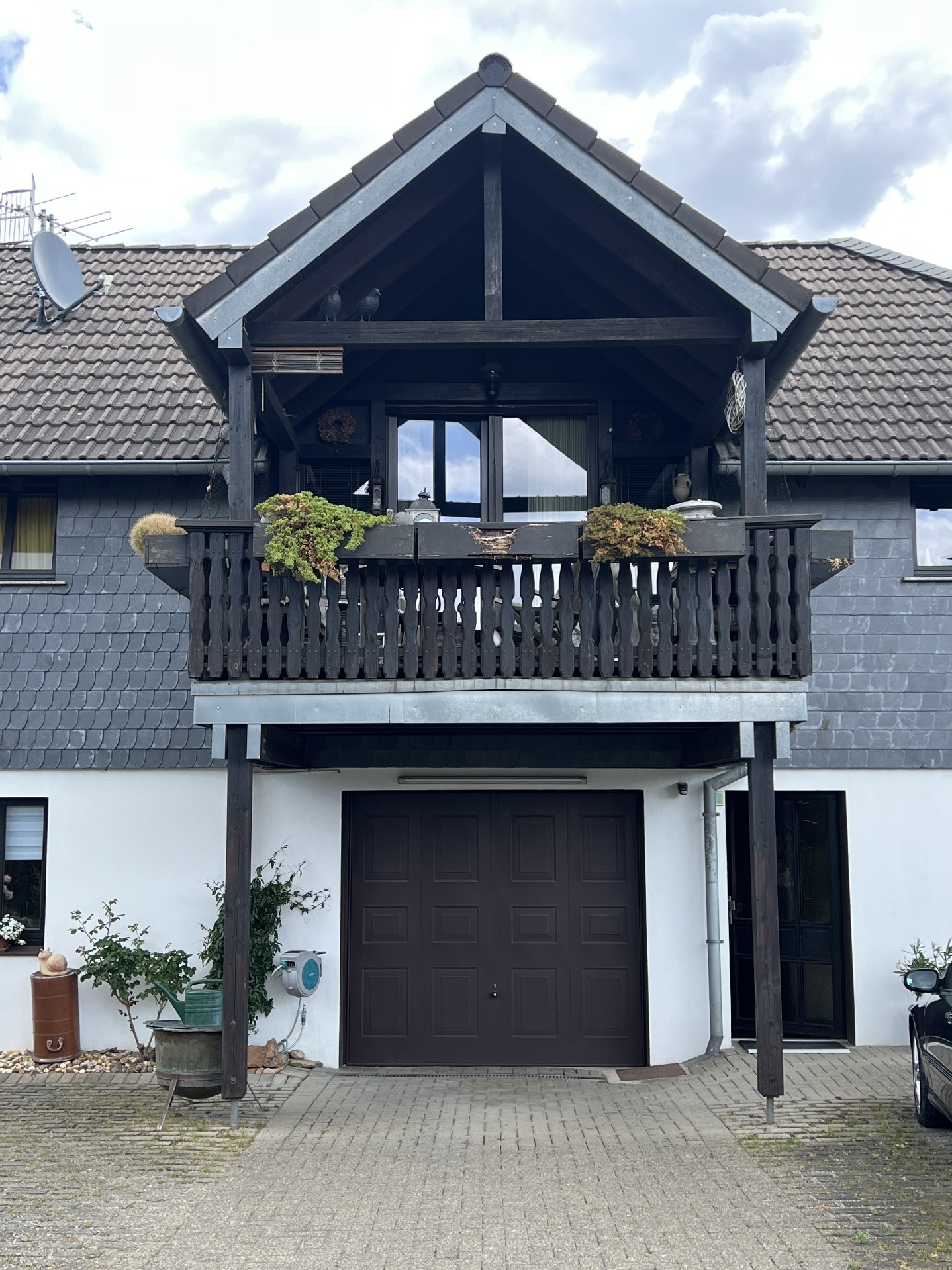 Ansicht Garage - Balkon