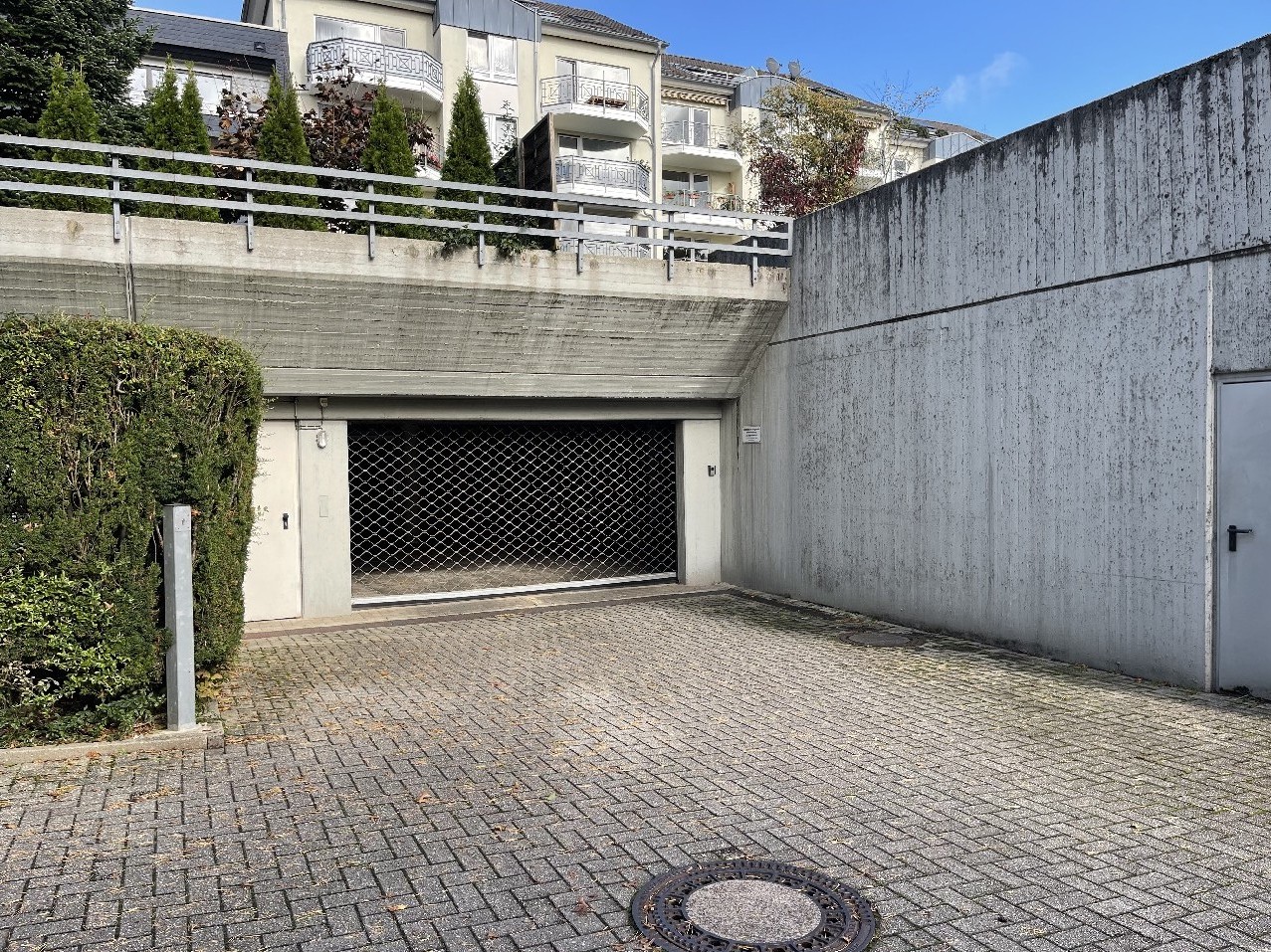 Einfahrt Tiefgarage
