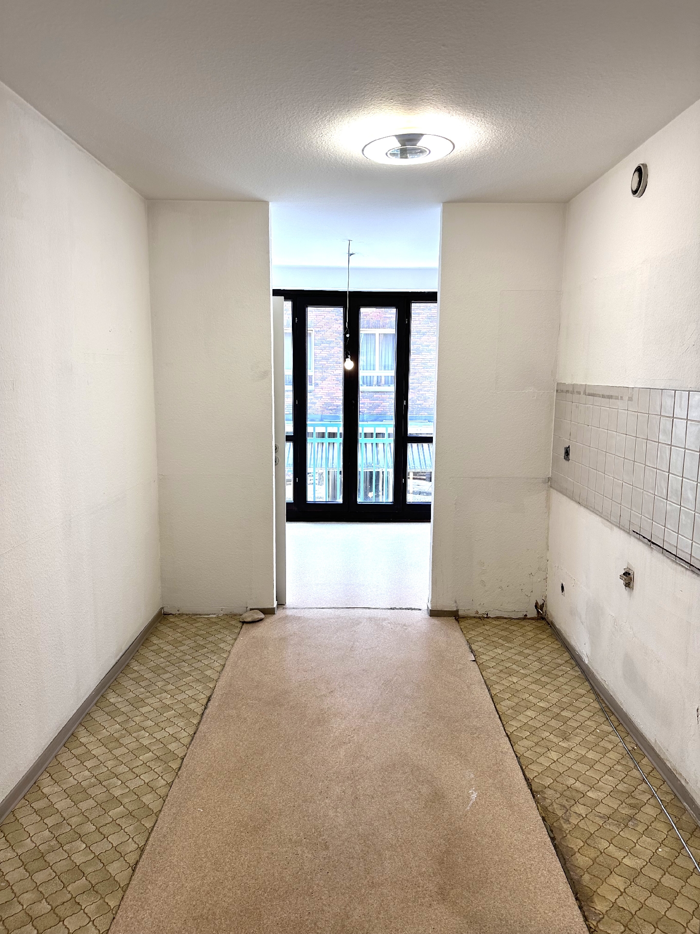 Küche mit separatem Essplatz