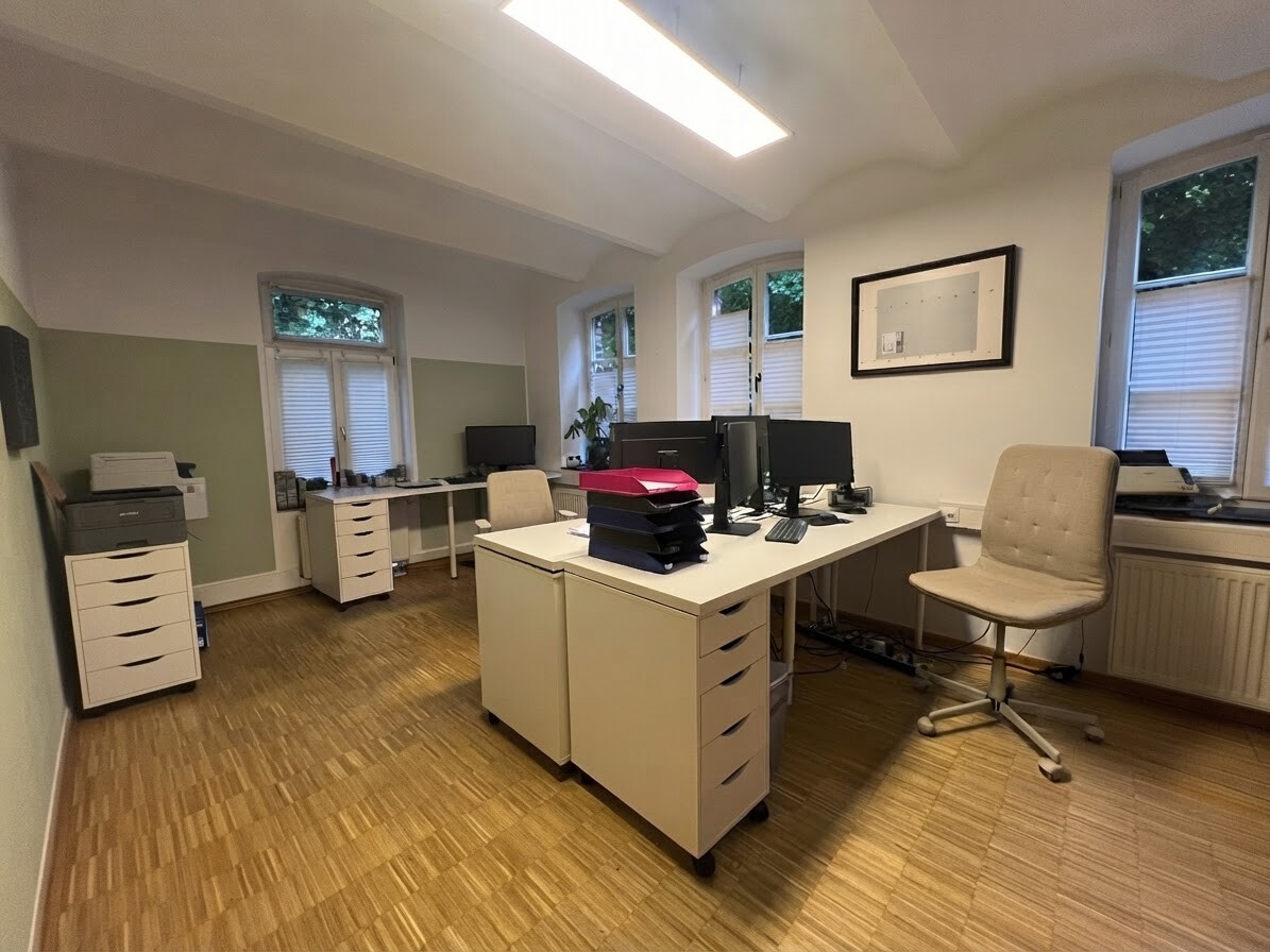 Büro 2